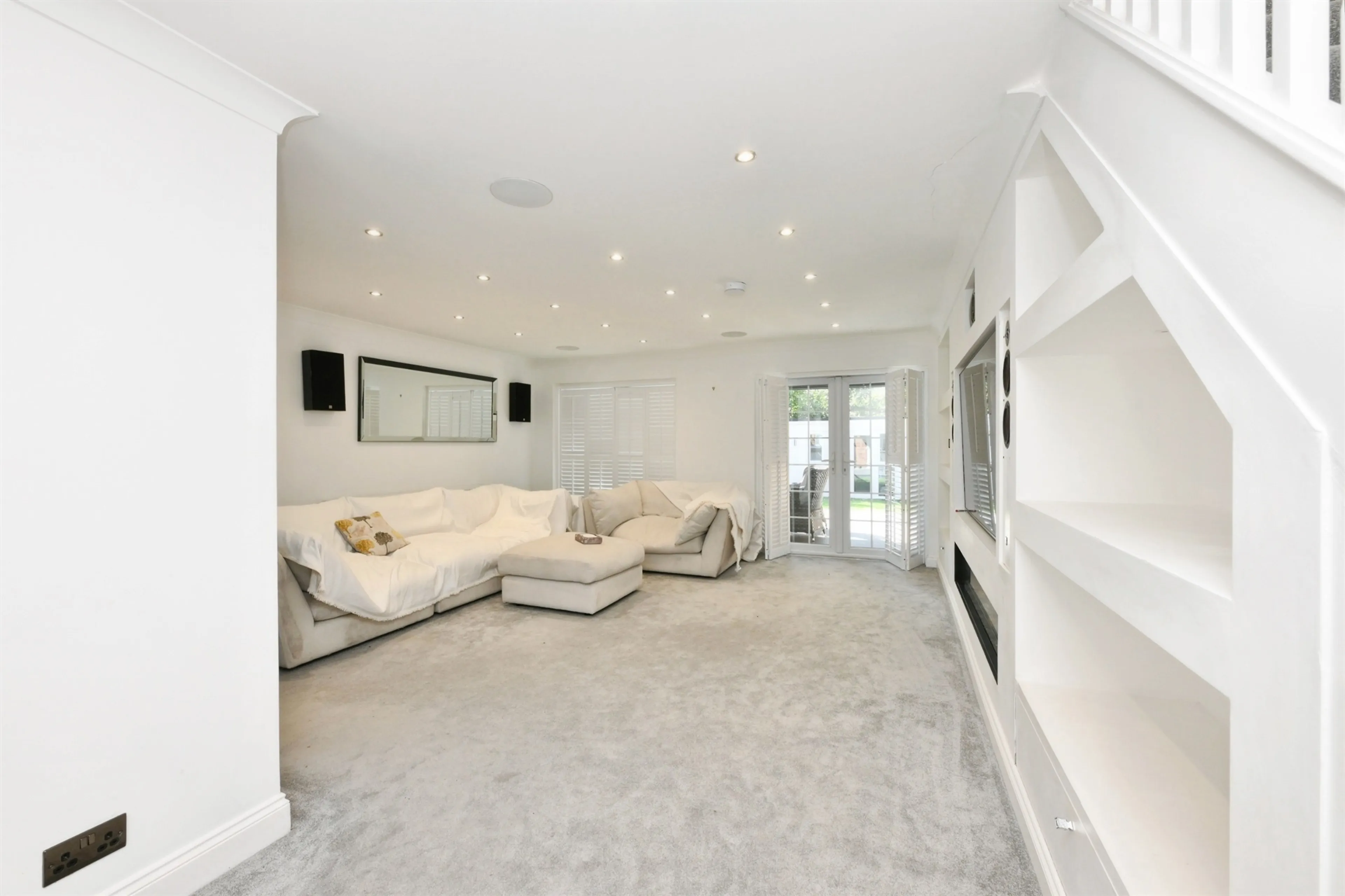 Property at Lilliards Close, Hoddesdon