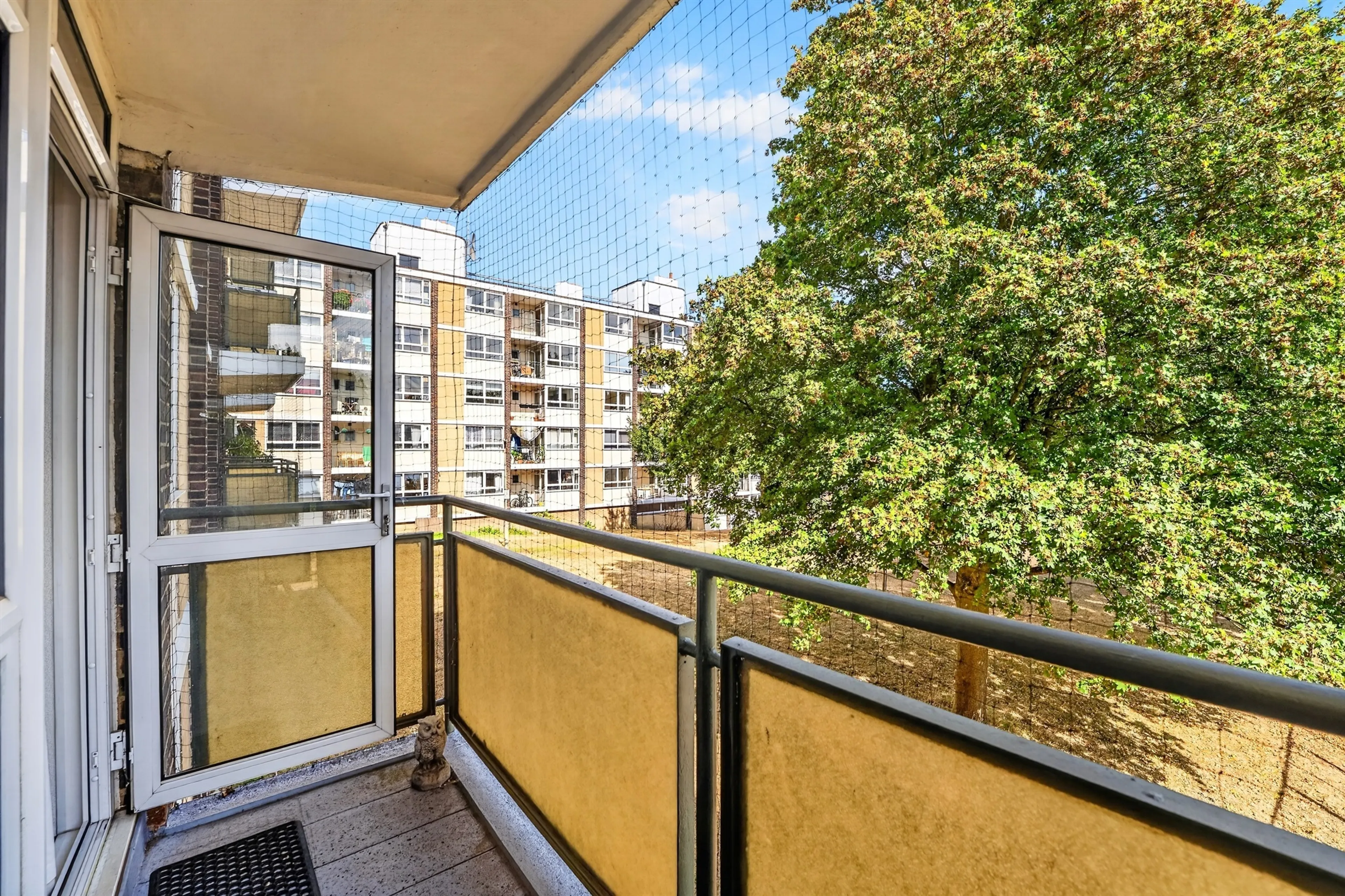 Property at Winterfold Close, Southfields, London