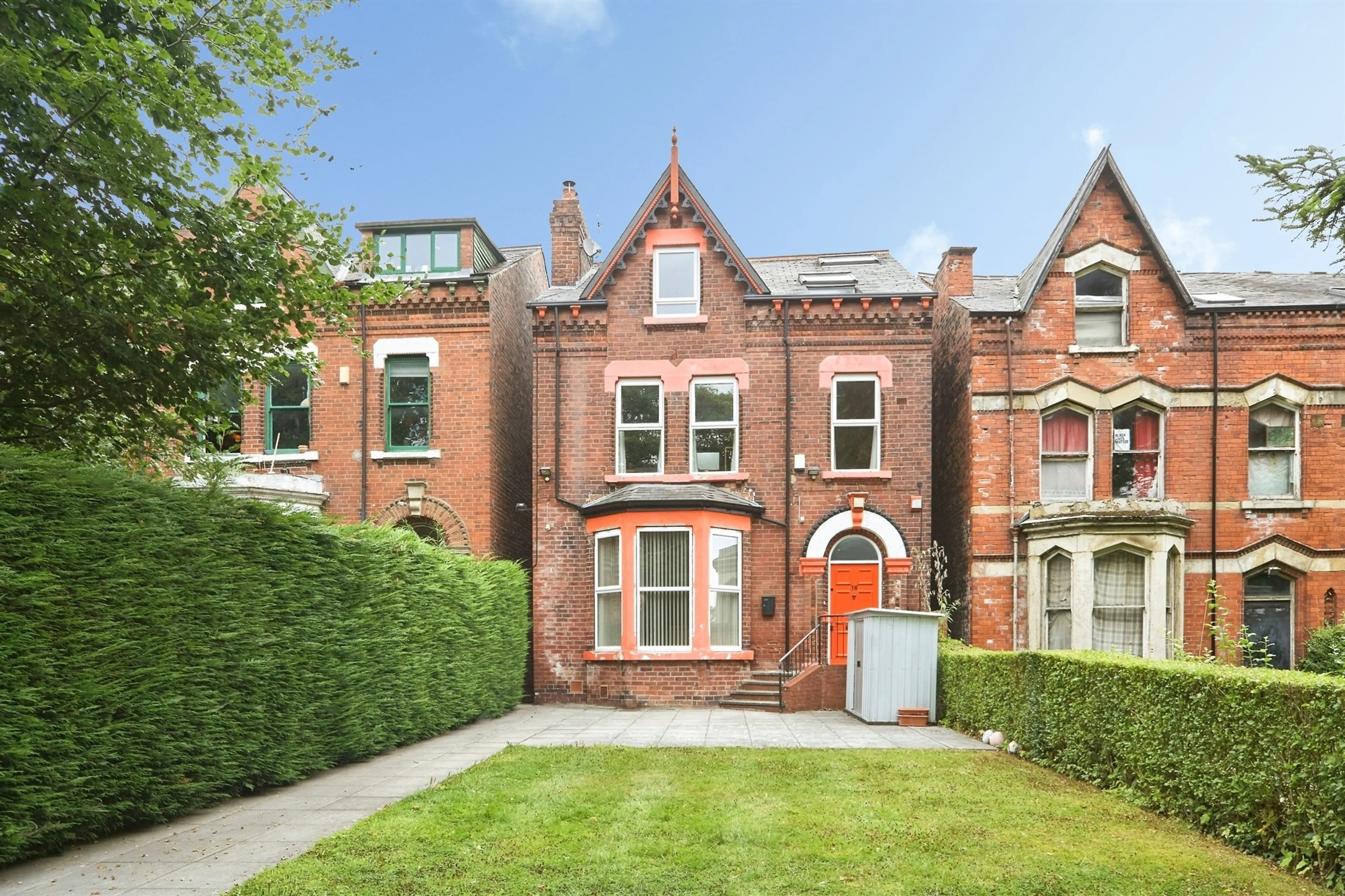 Property at Sholebroke Avenue, Leeds