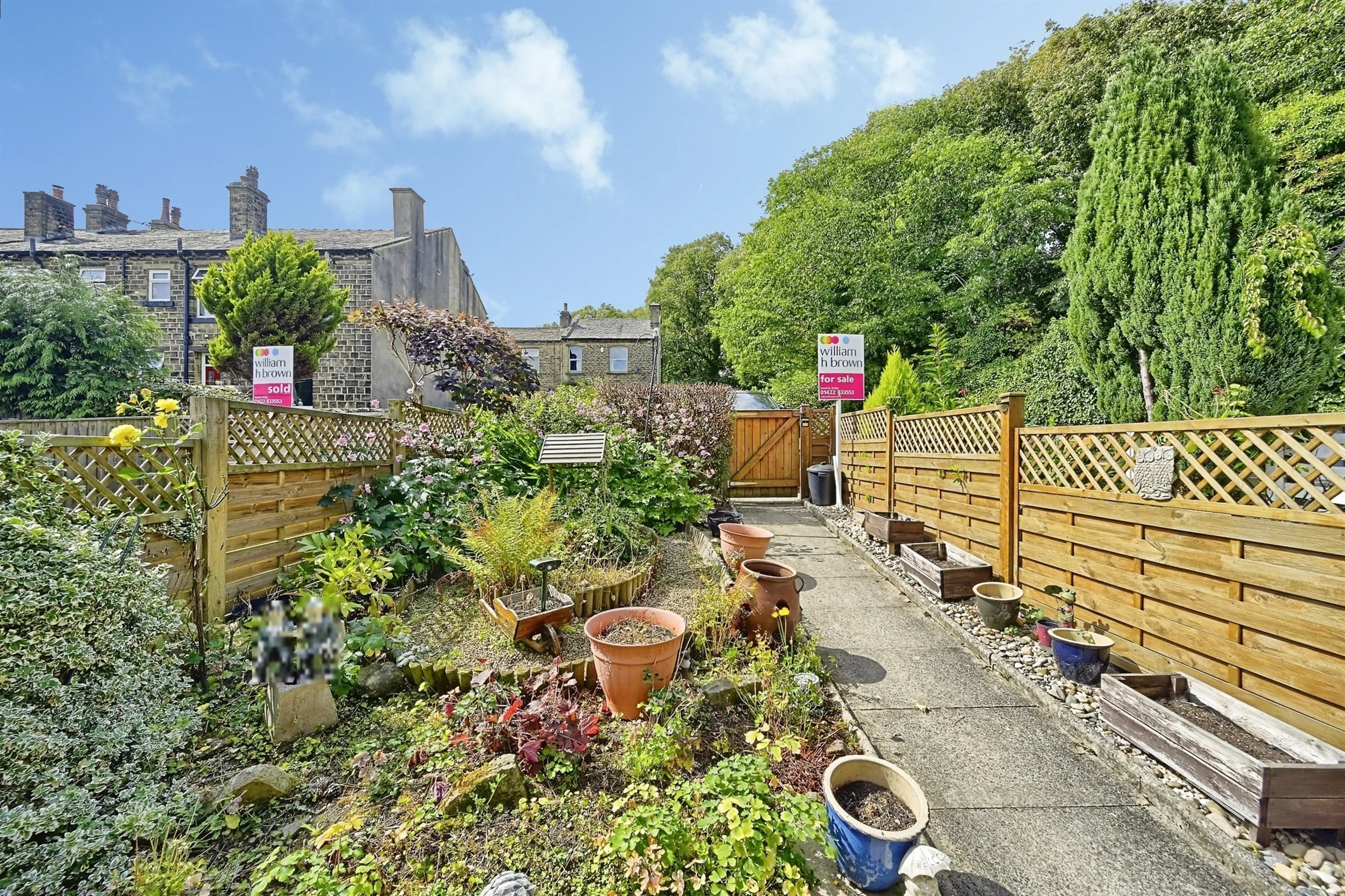 Property at Thorne Street, Holywell Green, Halifax