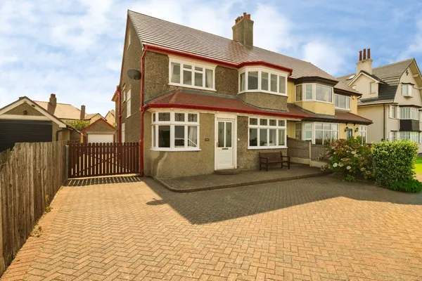 Meols Parade, Wirral, Merseyside, CH47