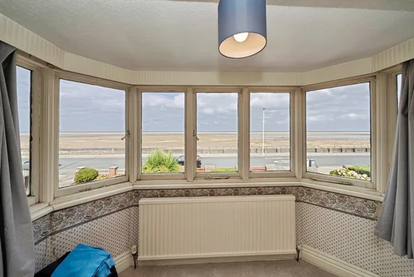 Meols Parade, Wirral, Merseyside, CH47