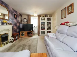 Ironwood Avenue, Desborough, Kettering thumb 3