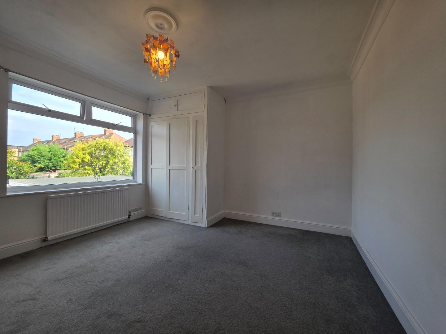 Thornton Road, Northampton Image 8