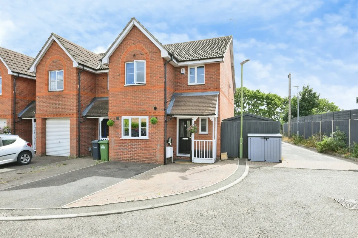 Farm Lane, Hoddesdon