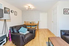 Gloucester Avenue, Shinfield, Reading
