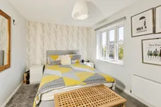 Gloucester Avenue, Shinfield, Reading