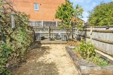Gloucester Avenue, Shinfield, Reading