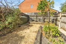 Gloucester Avenue, Shinfield, Reading