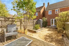 Gloucester Avenue, Shinfield, Reading