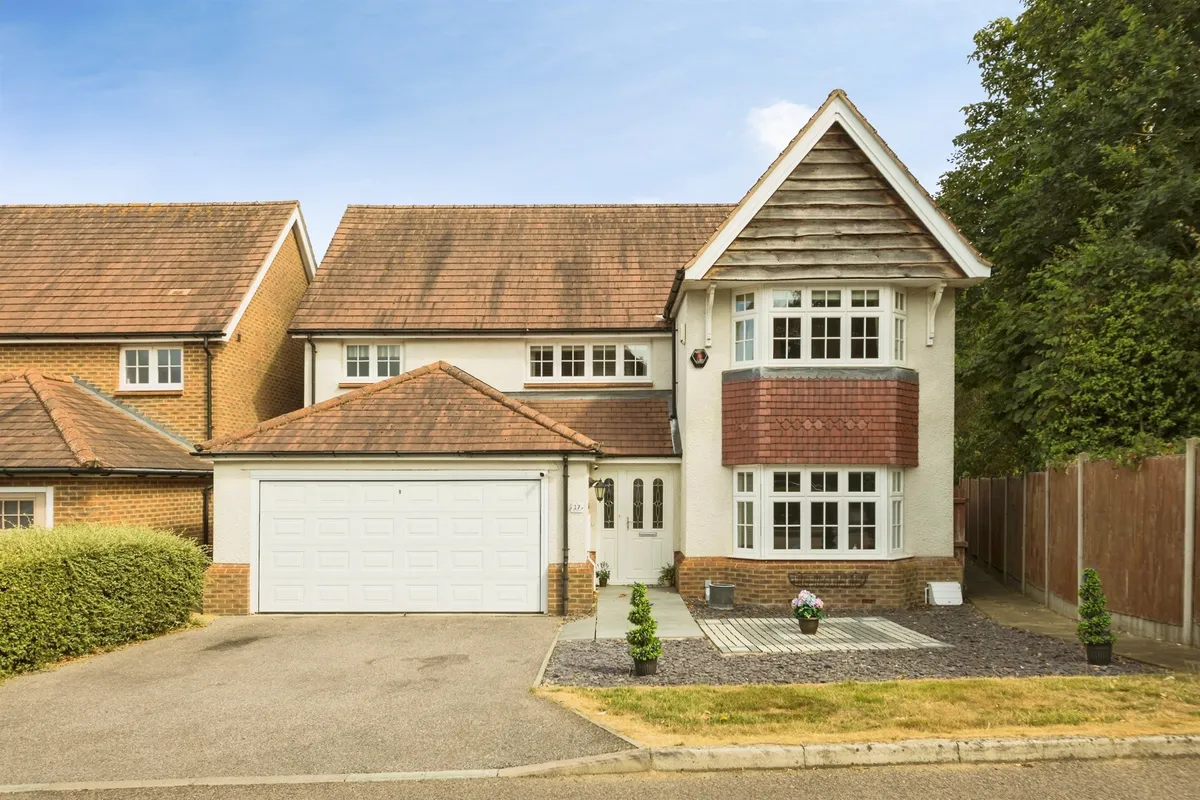 The Furrows, Crawley Down, CRAWLEY