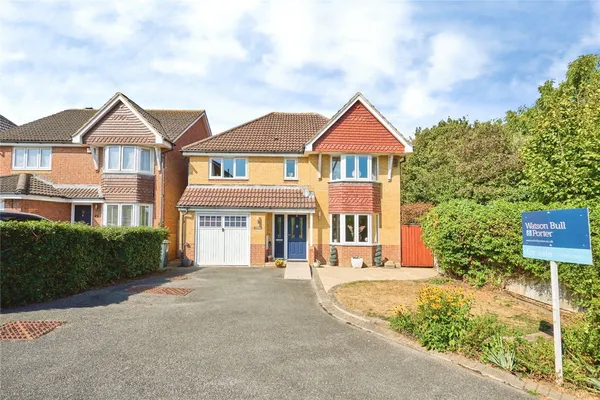 Redwood Close, Newport, Isle of Wight...