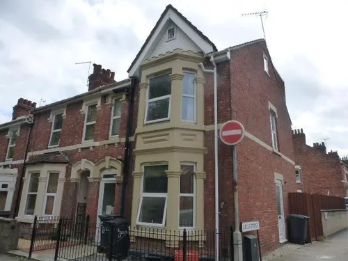 Euclid Street, SWINDONphoto