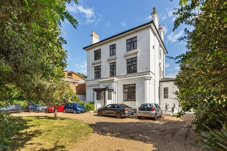 Sispara Mansions, SW15