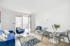 Danvers Avenue London SW11 photo 1