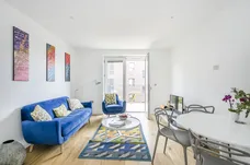 Danvers Avenue London SW11 photo 5