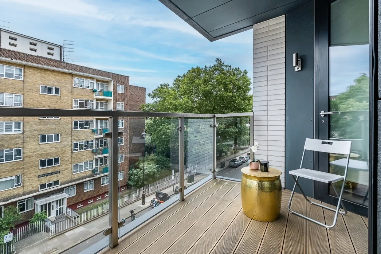 Sutherland Street Pimlico SW1V photo 8