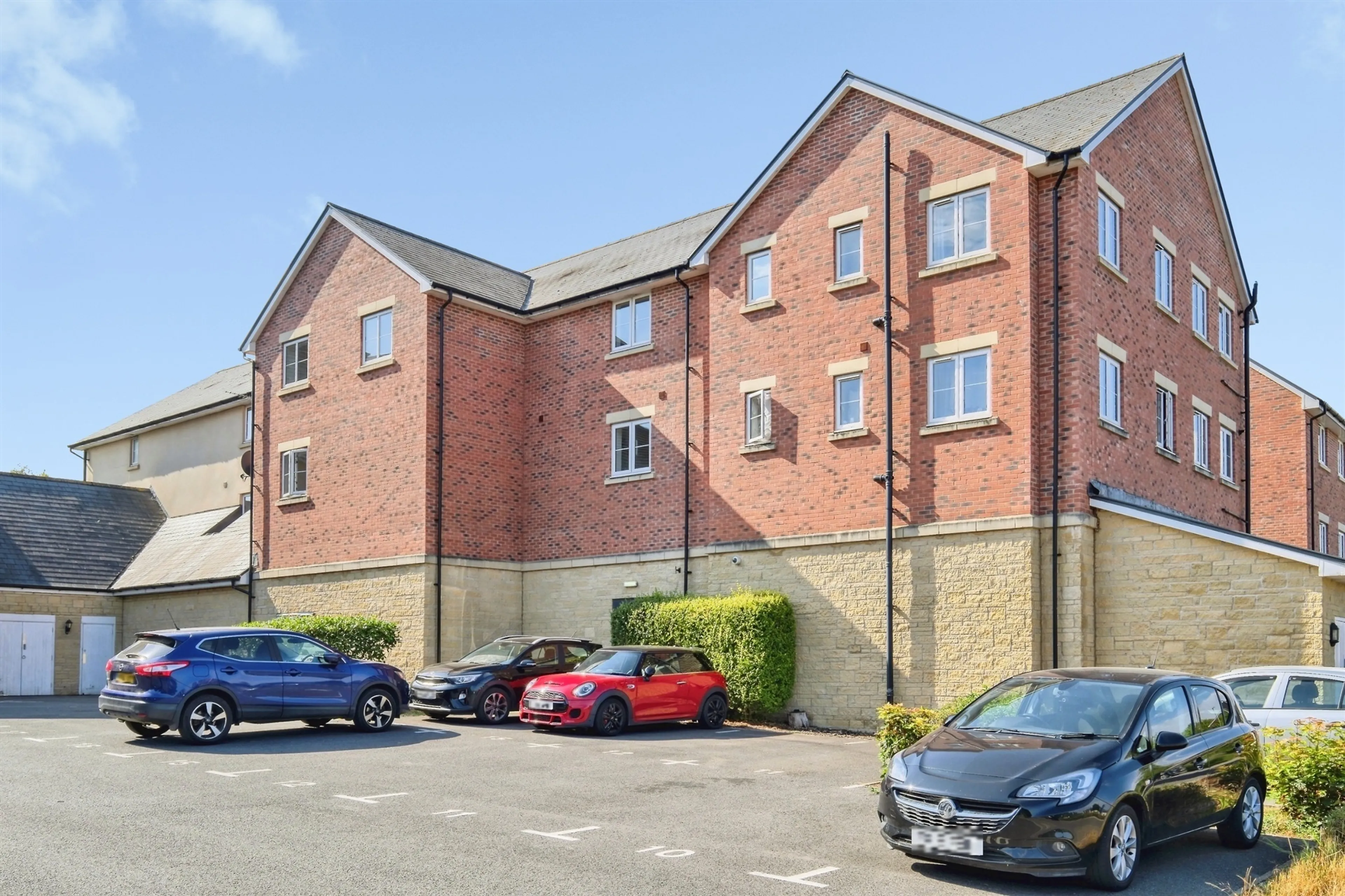 Property photo 0