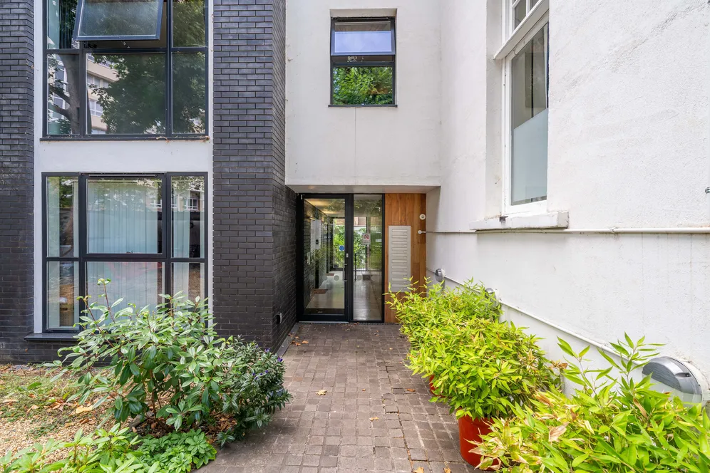1 Larkhall Lane, London, SW4 photo 2