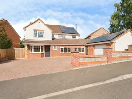Plantation Road, Fakenham photo