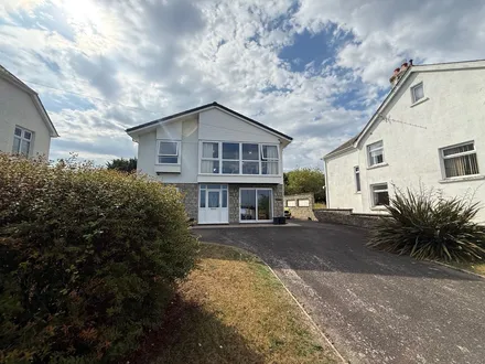Cnwc Y Lili, New Quay, SA45