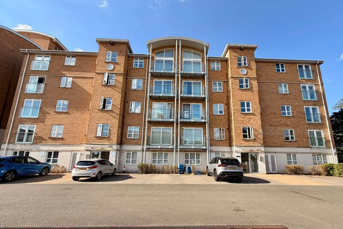 Lion Court, NORTHAMPTON