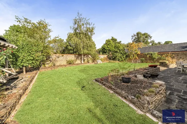 Leighton Road, Heath and Reach, LU7 photo 20