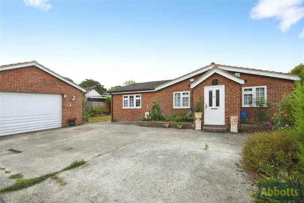 Montefiore Avenue, Rayleigh, Essex, SS6
