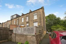 Carlton House Terrace, Halifax