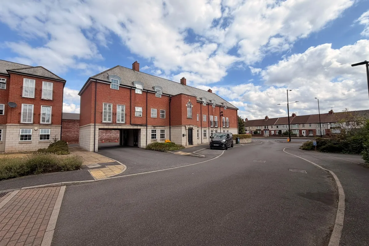 Hamilton Mews, Belle Vue, Doncaster