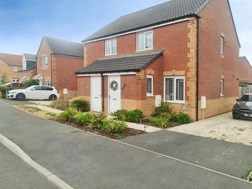 Poppy Avenue, New Ollerton, Newarkphoto