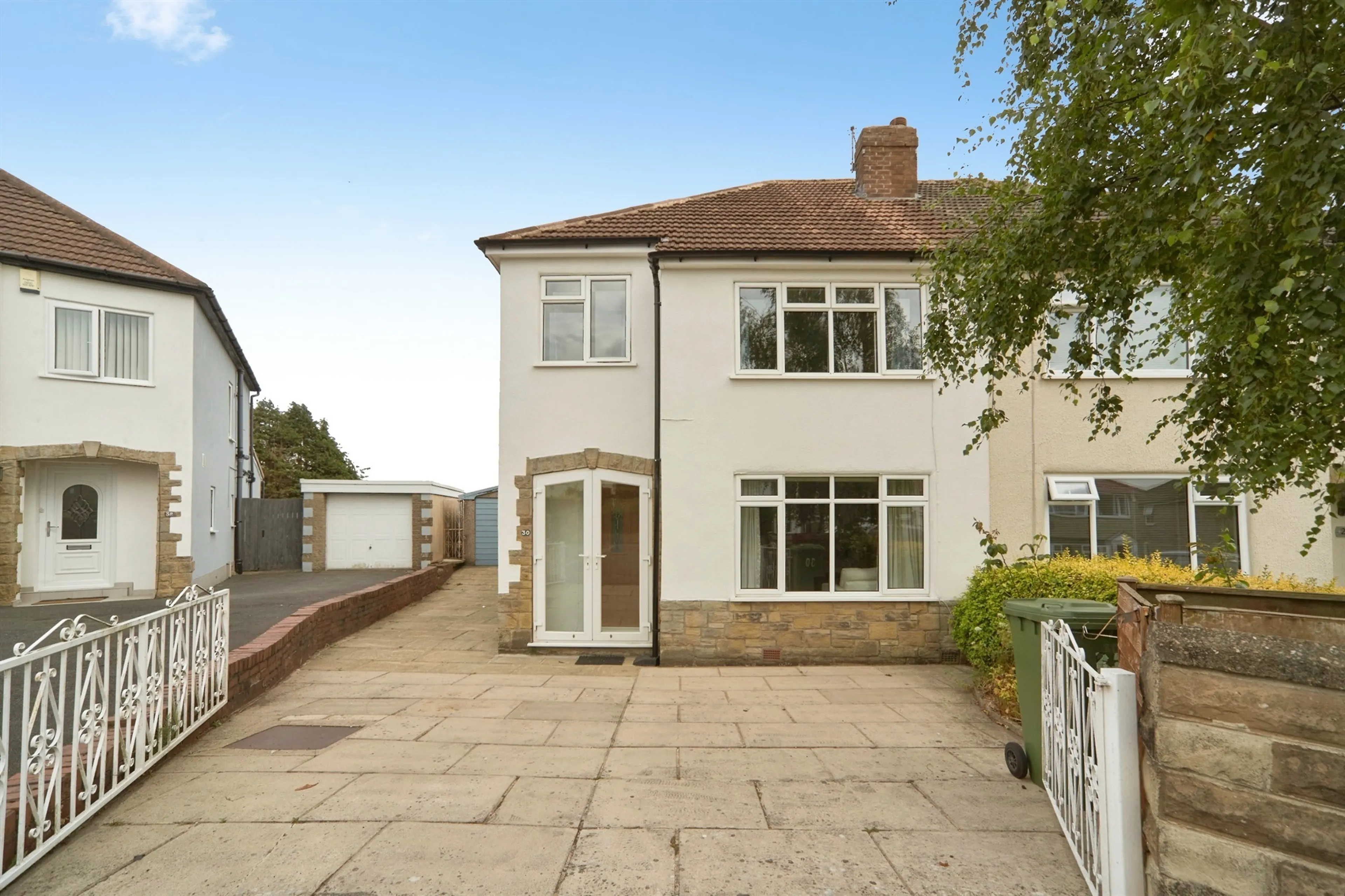 Property at West Lea Gardens, Leeds