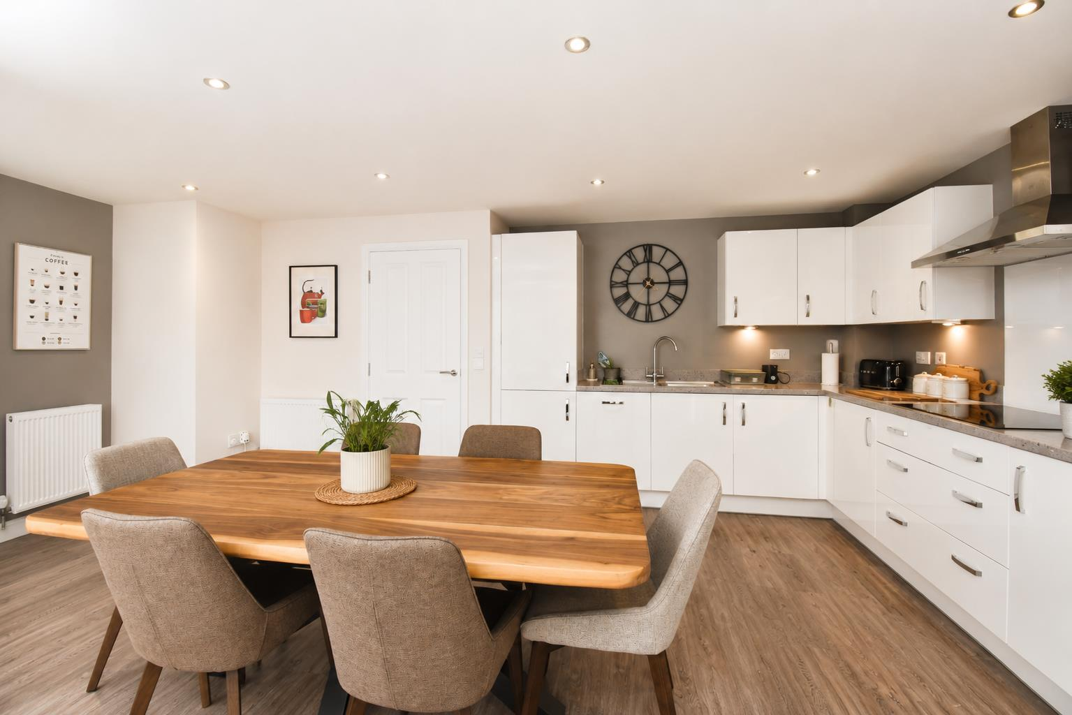 Broad Avenue, Hessle Image 8