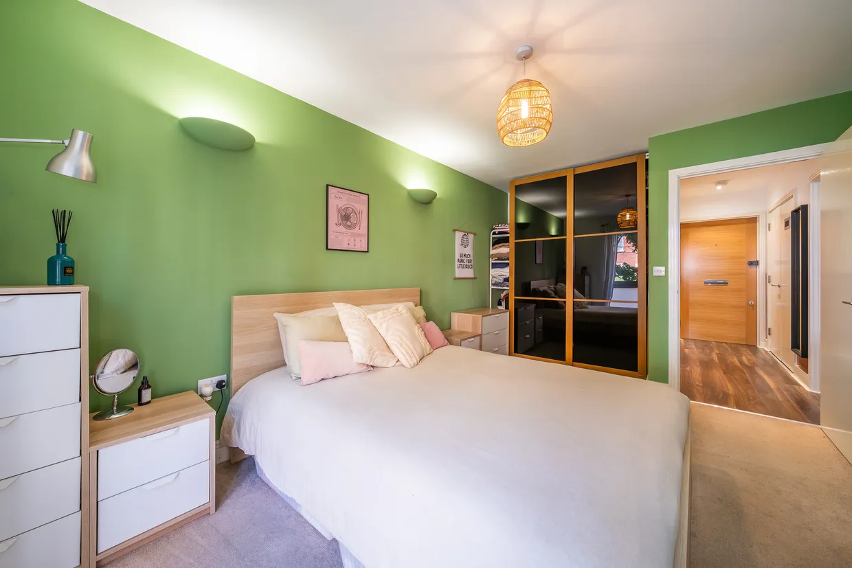 59 Lurline Gardens, London, SW11 photo 6