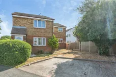 Leston Close, Rainham