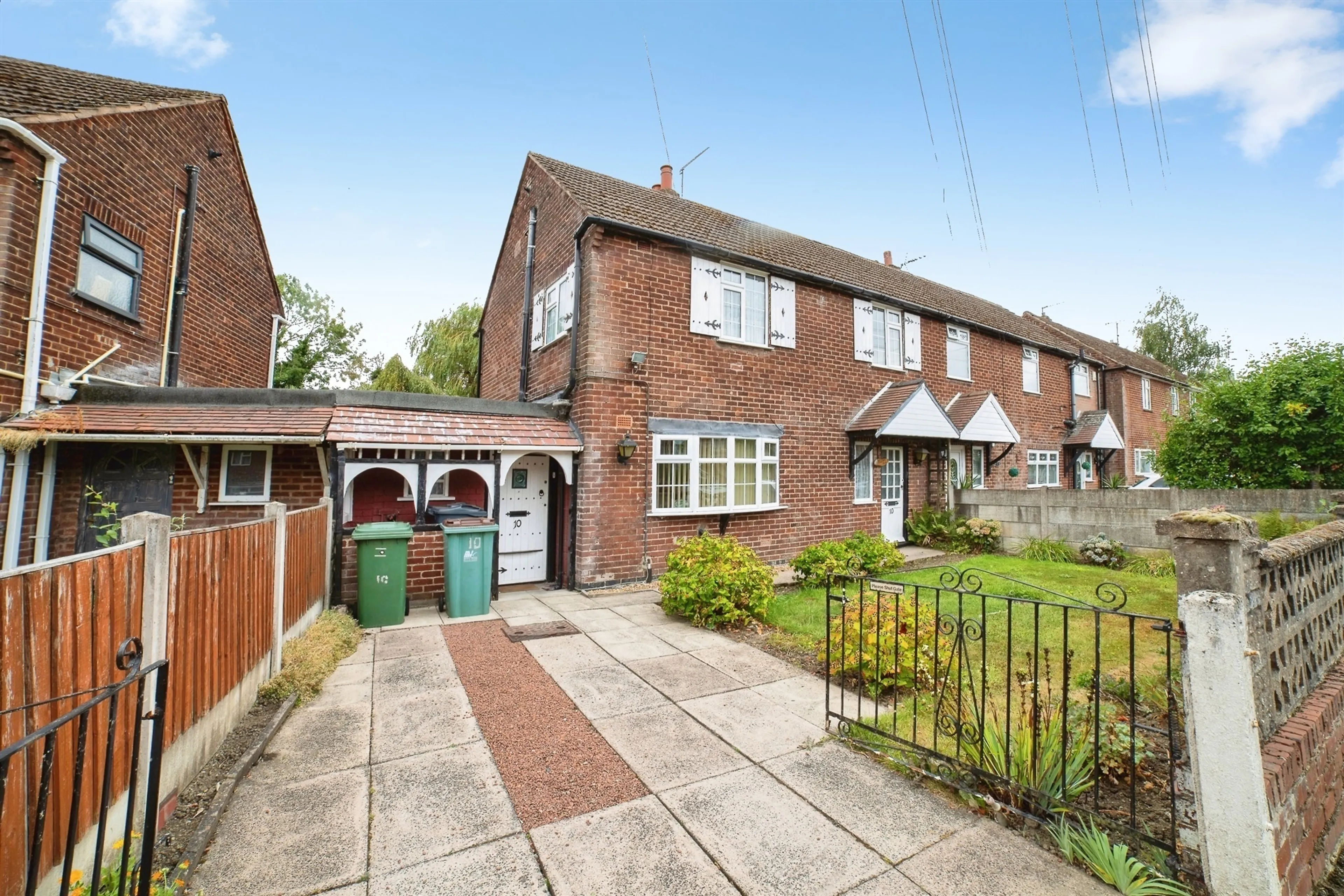Property photo 0
