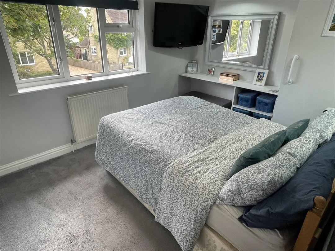 https://mr0.homeflow-assets.co.uk/files/photo/image/48141/6842/_x_/xix34AnpMEete4nxWkle5g.jpg