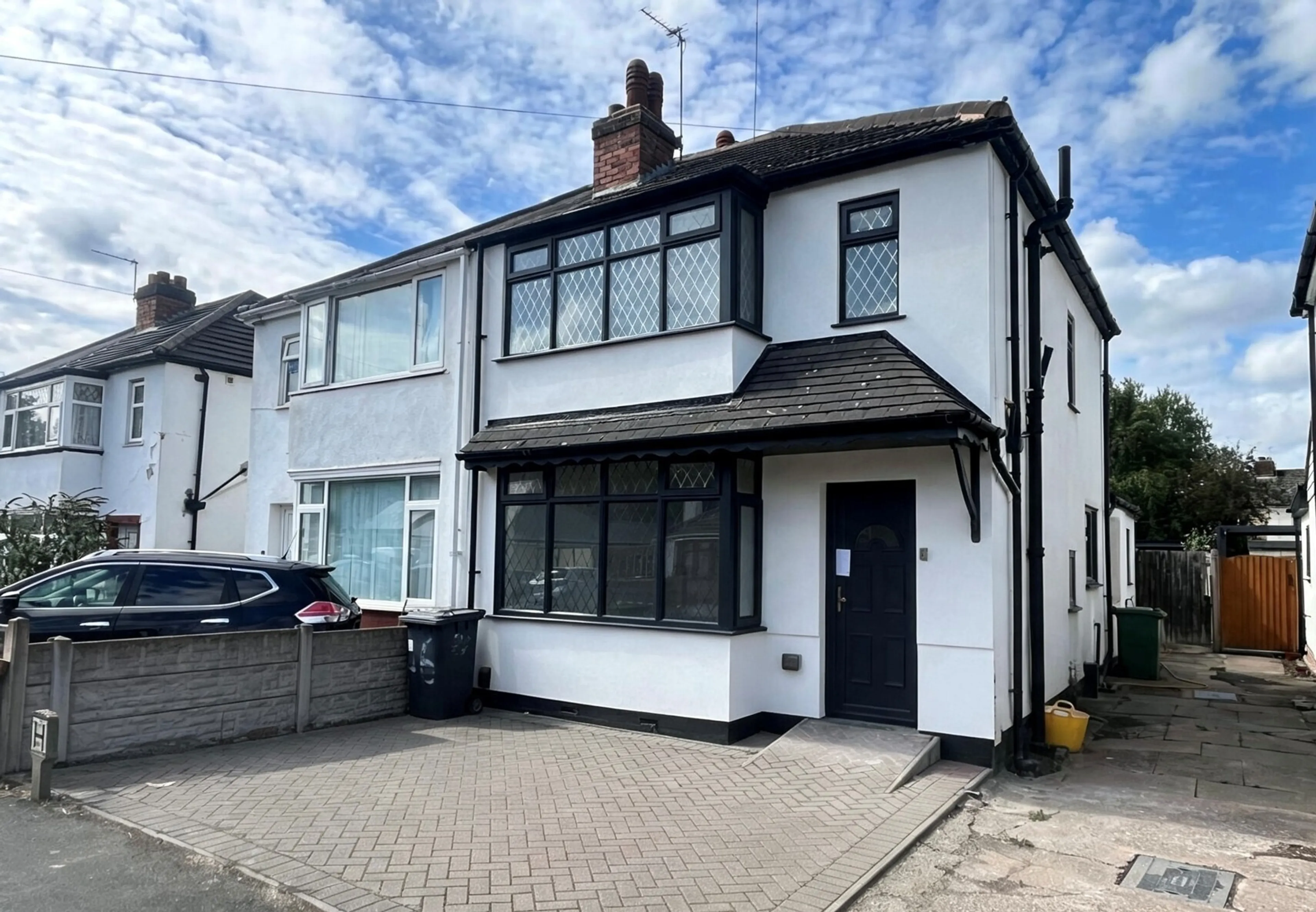 Property photo 0