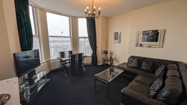 72 Promenade, PR9 Southport