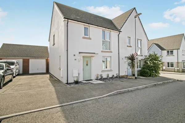 Horwell Drive, HAYLE, Cornwall, TR27