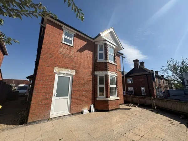 Leigh Road, Eastleigh