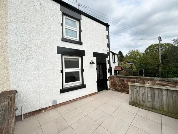 School Hill, Heswall