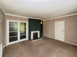 Whitewell Drive, Upton thumb 3