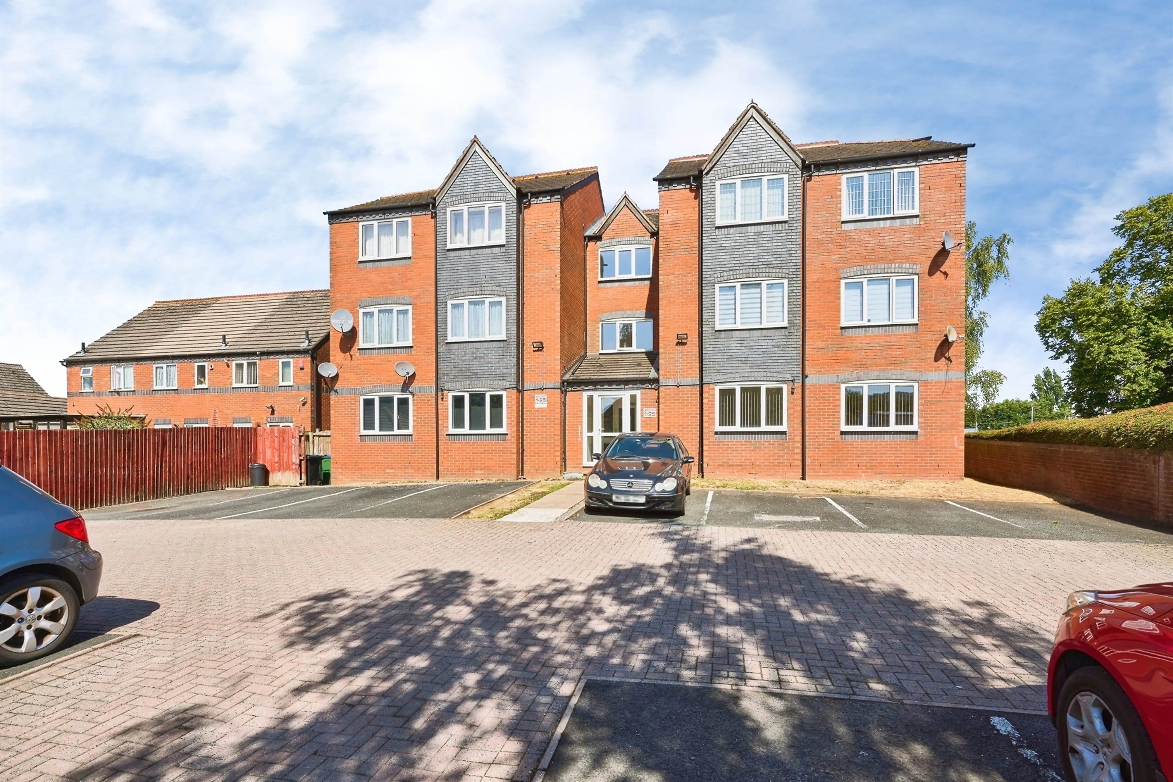 Property photo 0