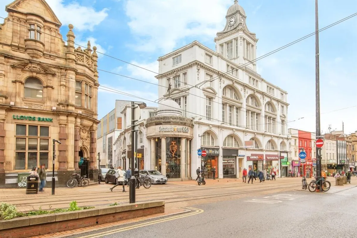 High Street, SHEFFIELD