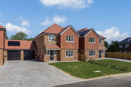 Main Road, Chichester, PO18