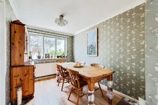 Charney Avenue, ABINGDON