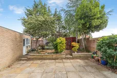 Charney Avenue, ABINGDON