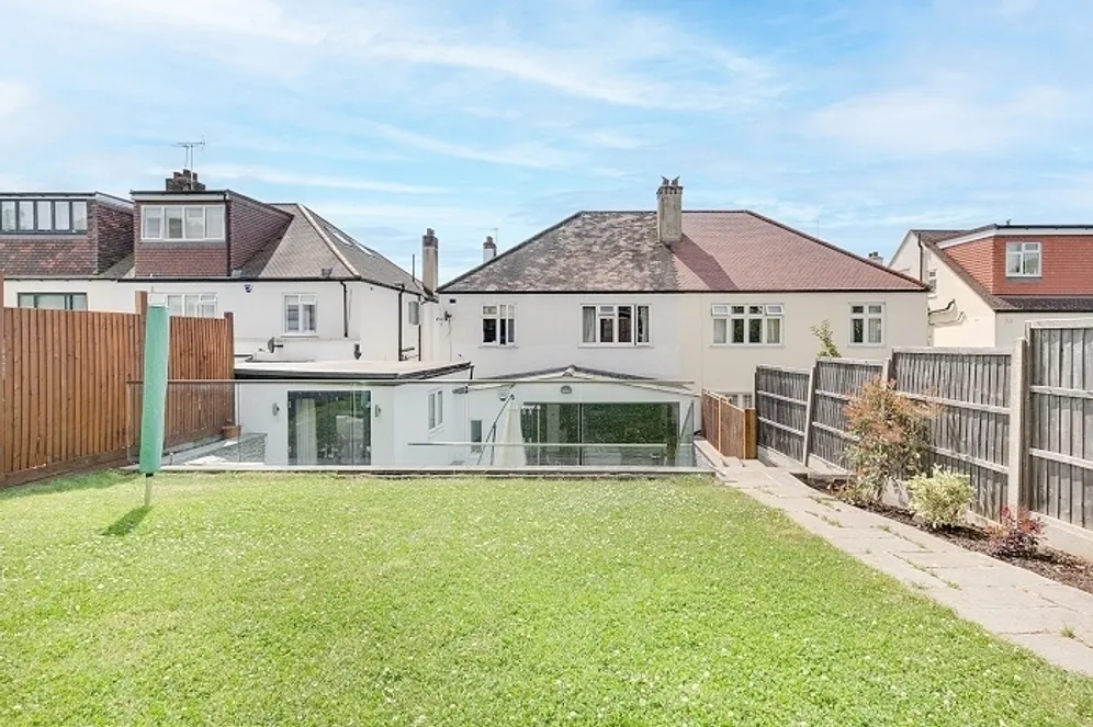 Grove Avenue London N10 photo 8