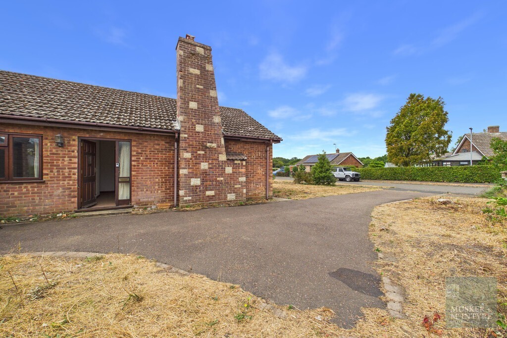 Waveney Road, Ditchingham Image 11